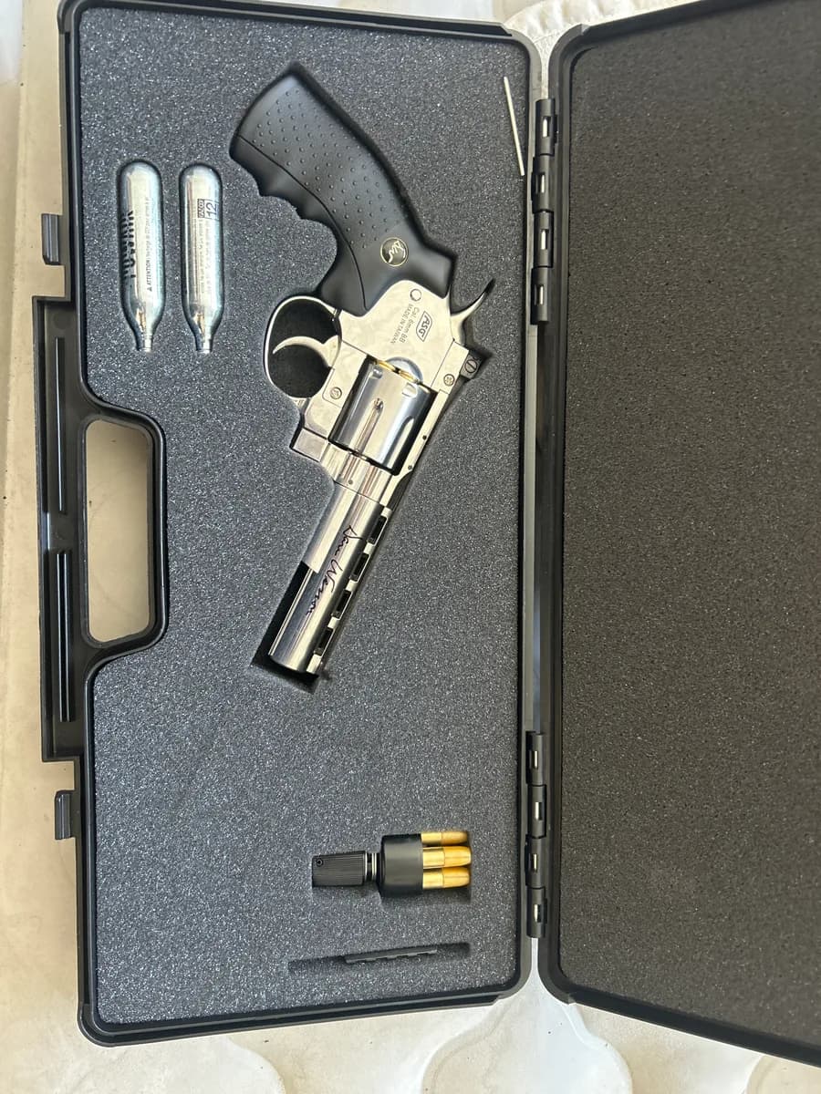 Revolver Dan Wesson